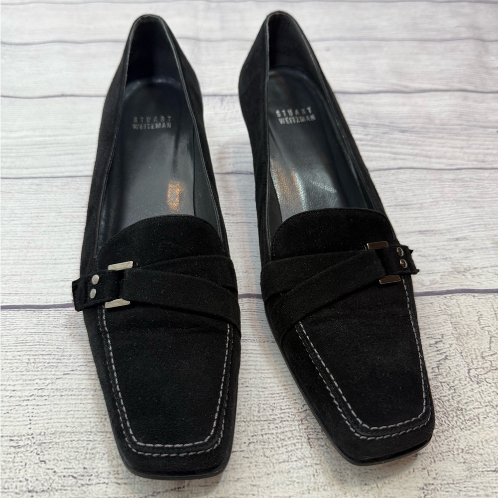 Stuart Weitzman Black Suede Kitten Heel Loafers Size 8 Classic Chic - Picture 6 of 16